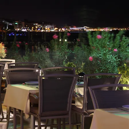 Ξενοδοχείο Oersmaris Boutique 4*